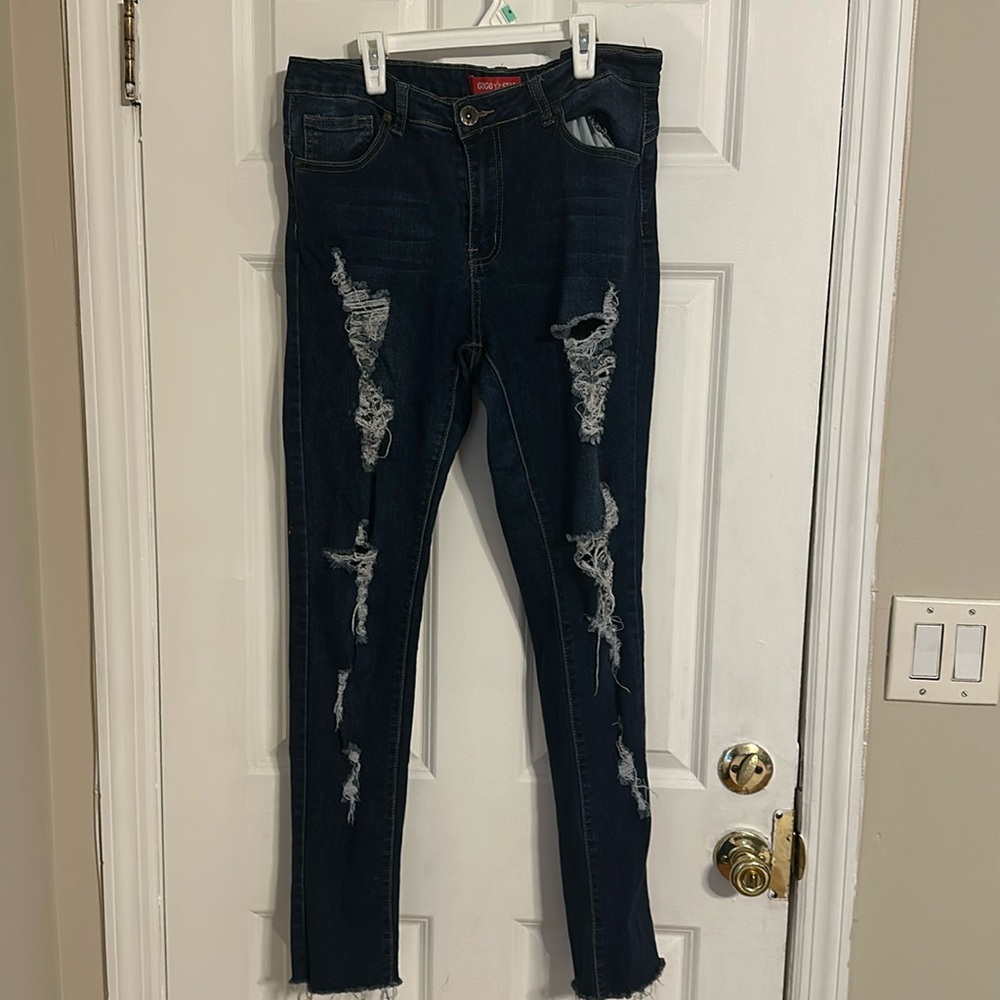 Ross Distressed Jeans